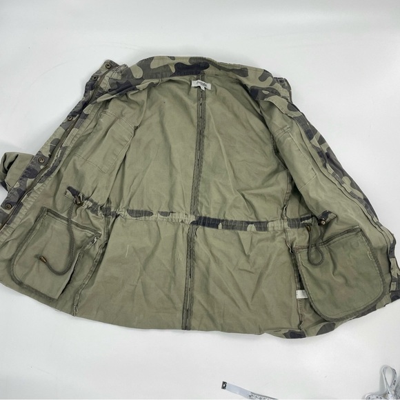 Charlotte Russe Lightweight Camo Shacket Jacket Full zip Adjustable sleeve‎ M - Picture 6 of 9